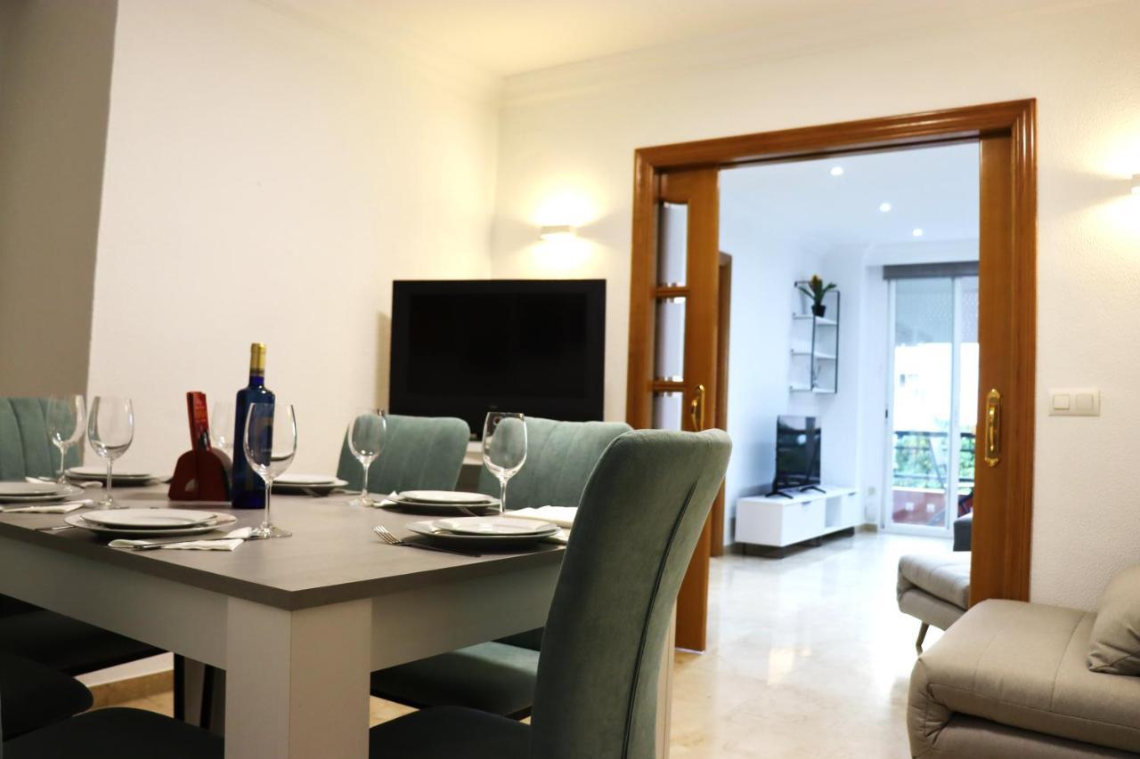 Nightinsevilla Juglar Free Parking Luaran gambar